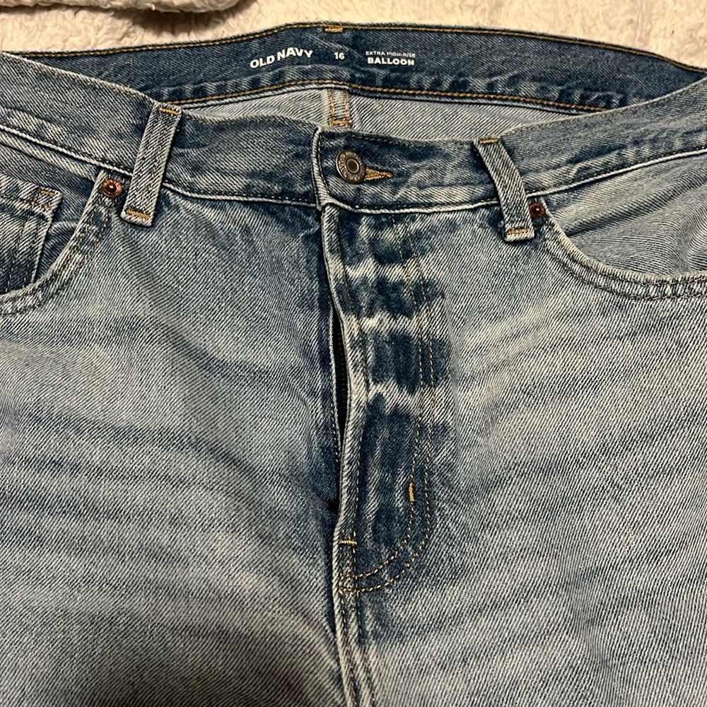 EUC Old Navy Balloon Jeans